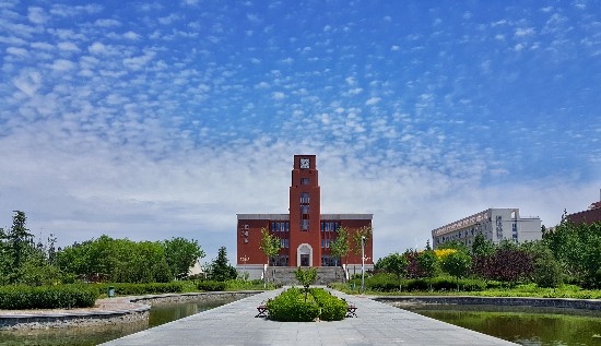 北京政法职业学院图书馆